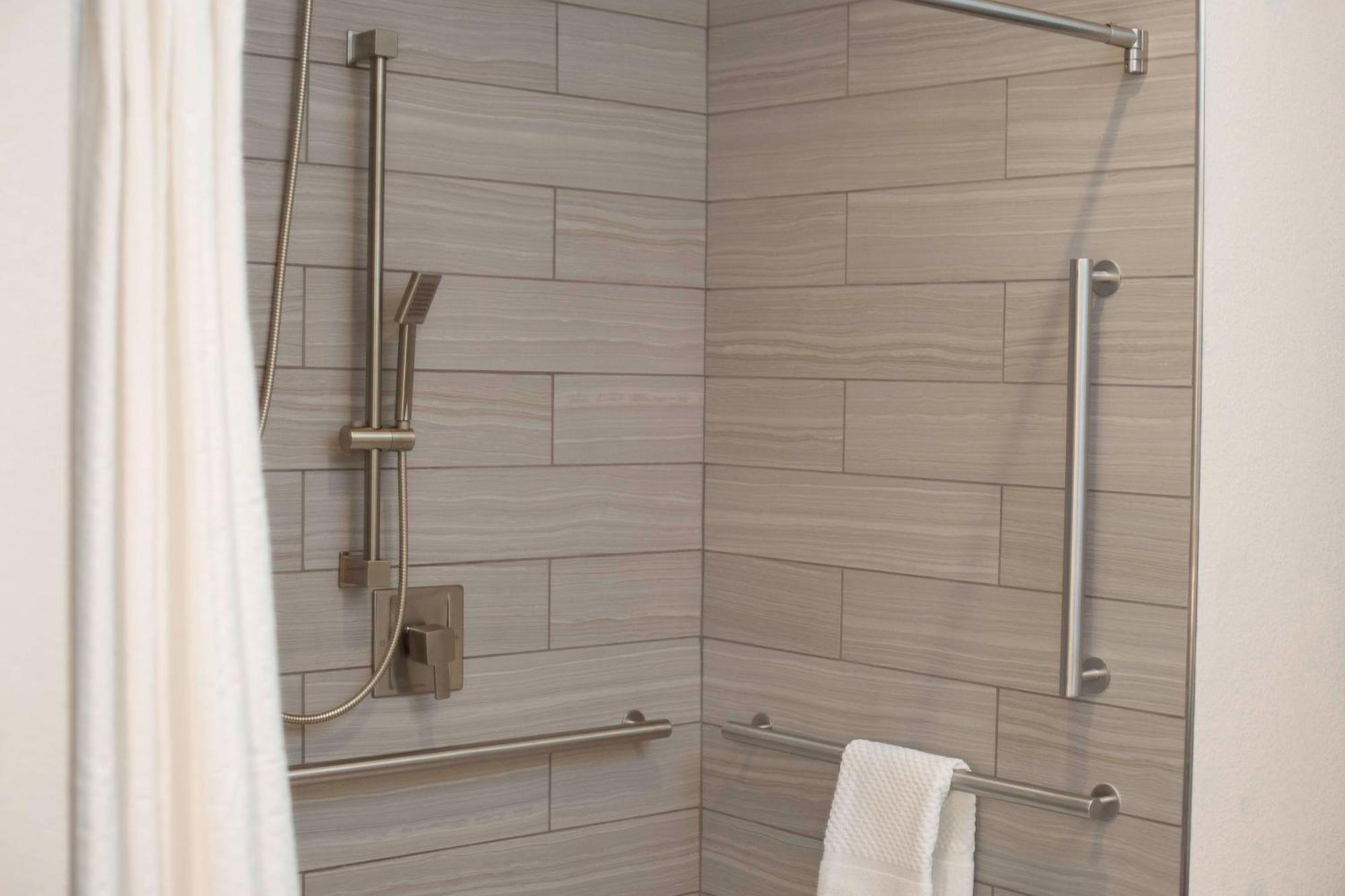 Hilton Garden Inn Minneapolis - University Area Dış mekan fotoğraf