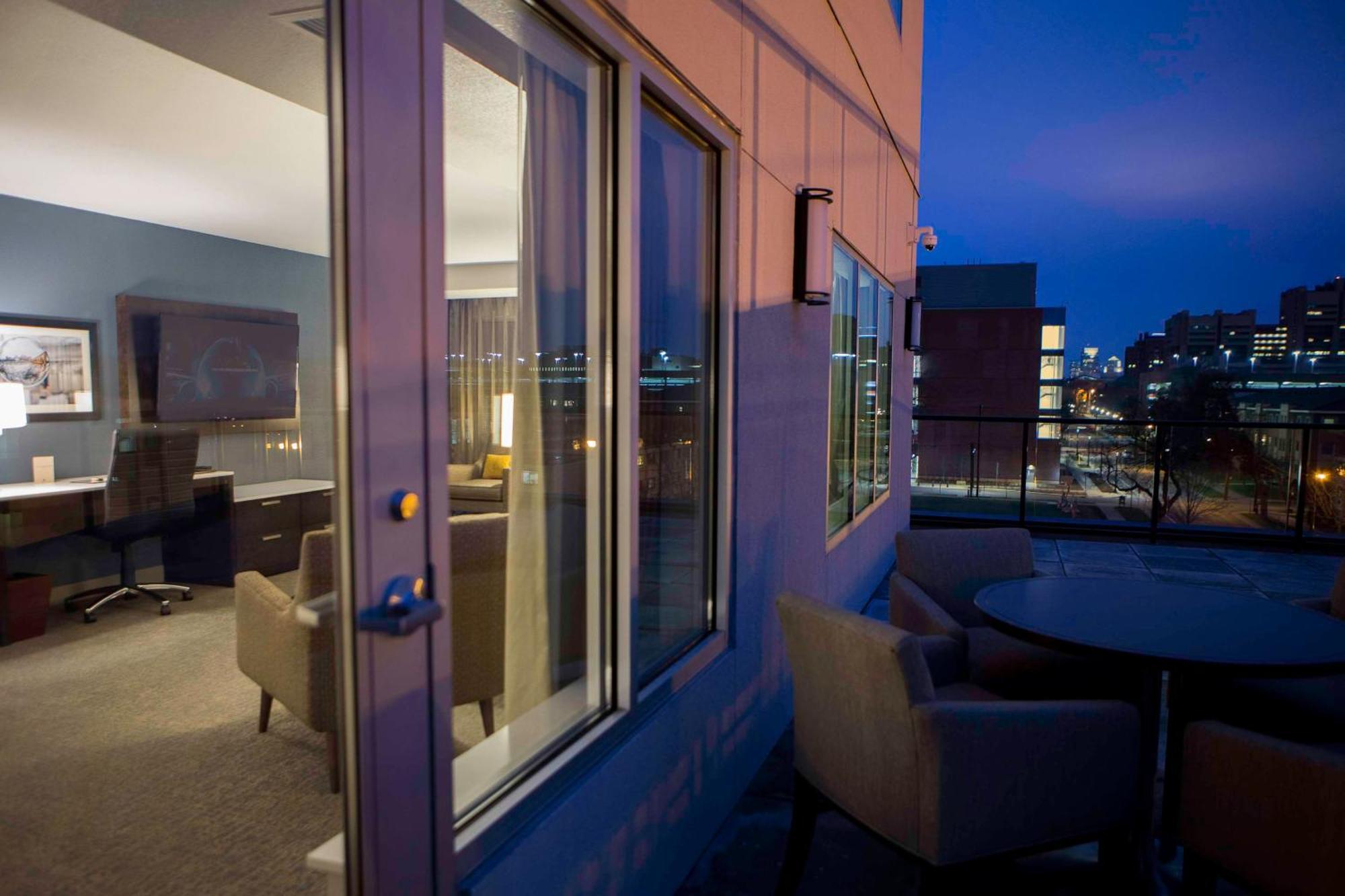 Hilton Garden Inn Minneapolis - University Area Dış mekan fotoğraf