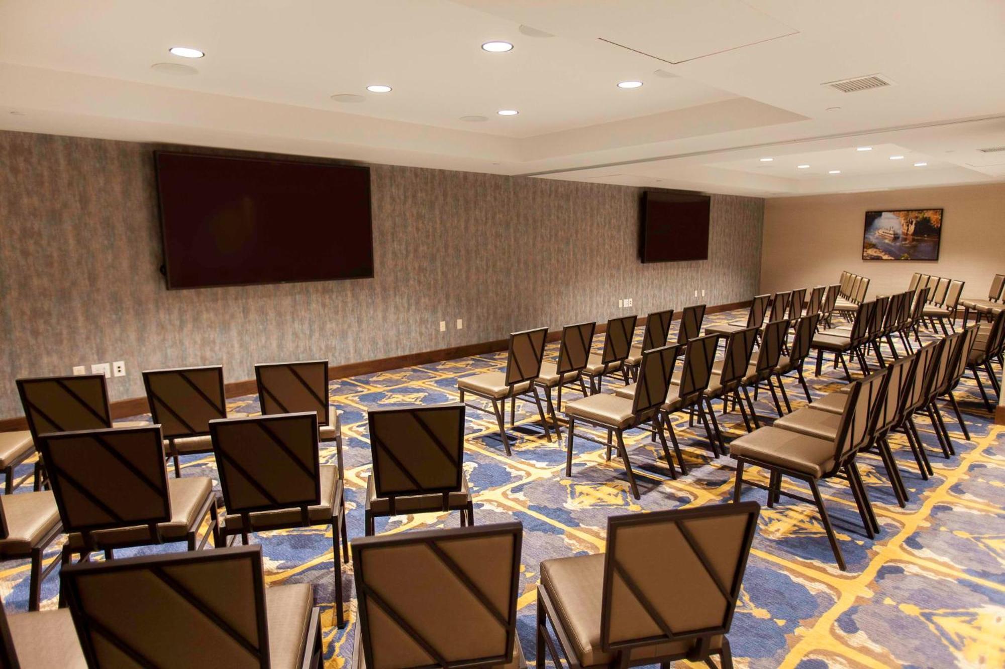 Hilton Garden Inn Minneapolis - University Area Dış mekan fotoğraf