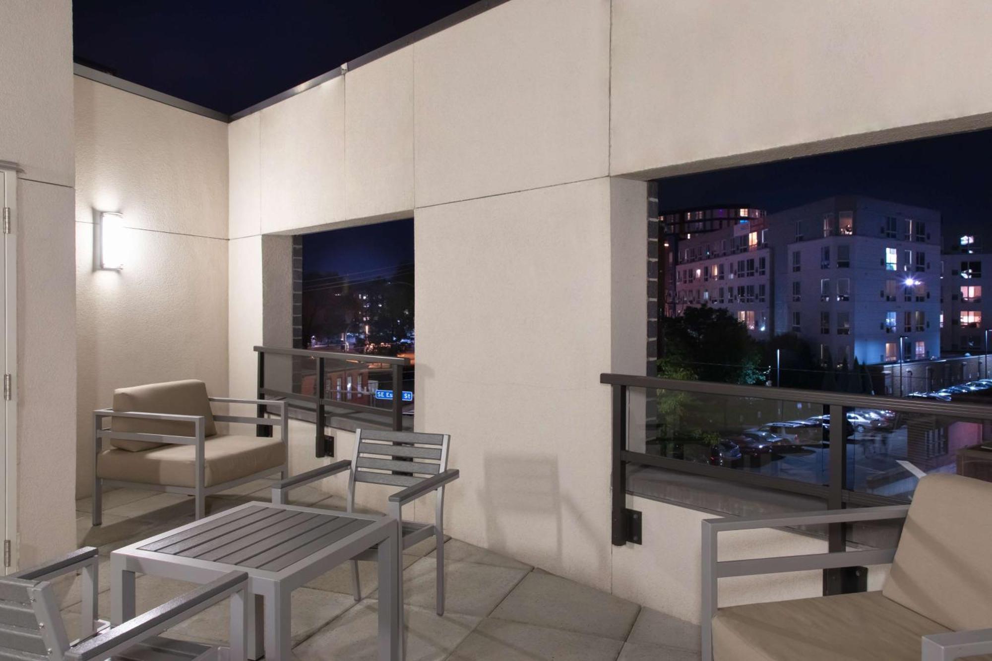 Hilton Garden Inn Minneapolis - University Area Dış mekan fotoğraf