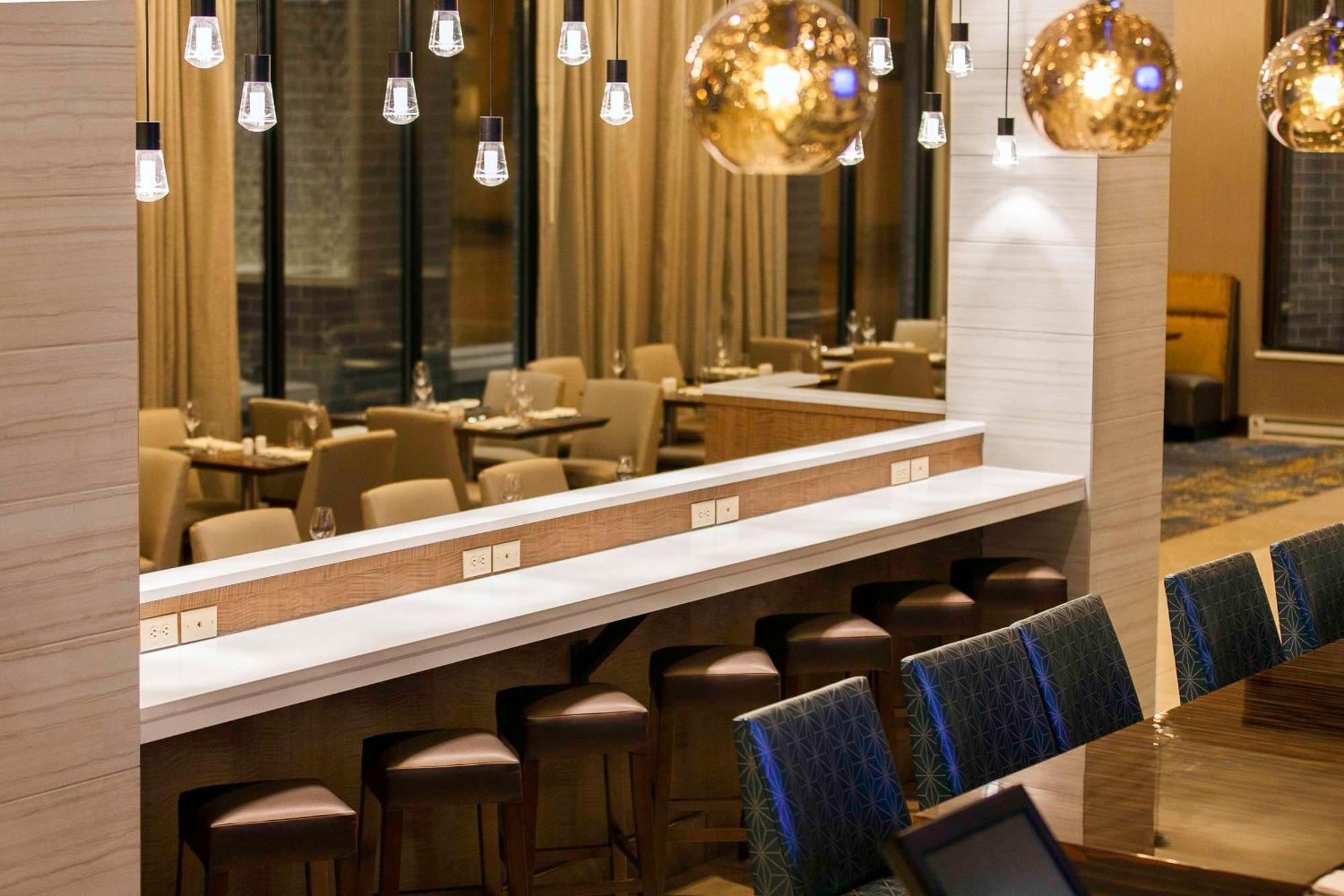 Hilton Garden Inn Minneapolis - University Area Dış mekan fotoğraf